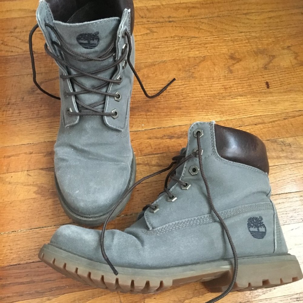Gray 6" premium waterproof boots